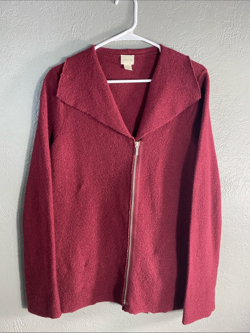 Chicos Sweater Jacket Womens 1 US8 Burgundy 100% Wool Zip Front Cardigan